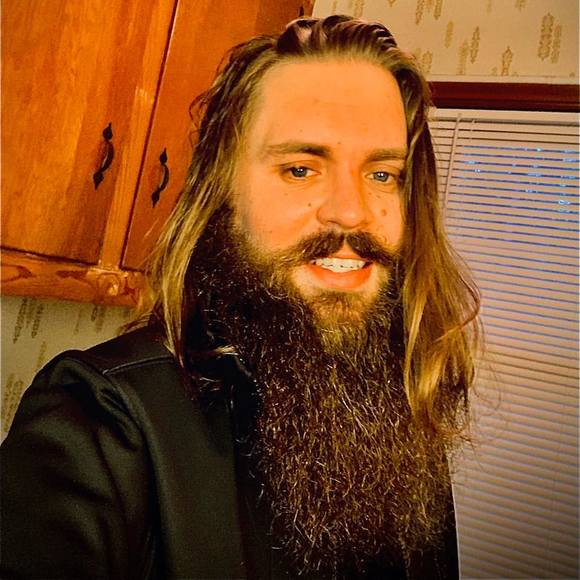 Meet your Posher, James - Picture 4 of 4